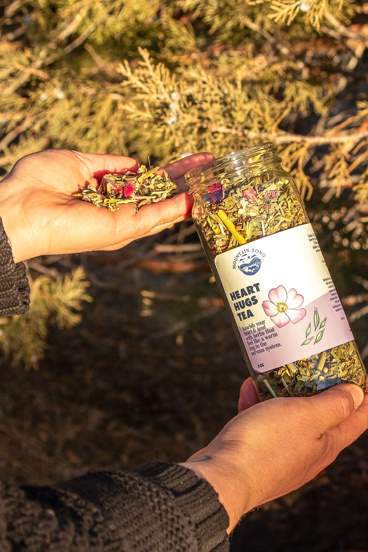 Heart Hugs Tea